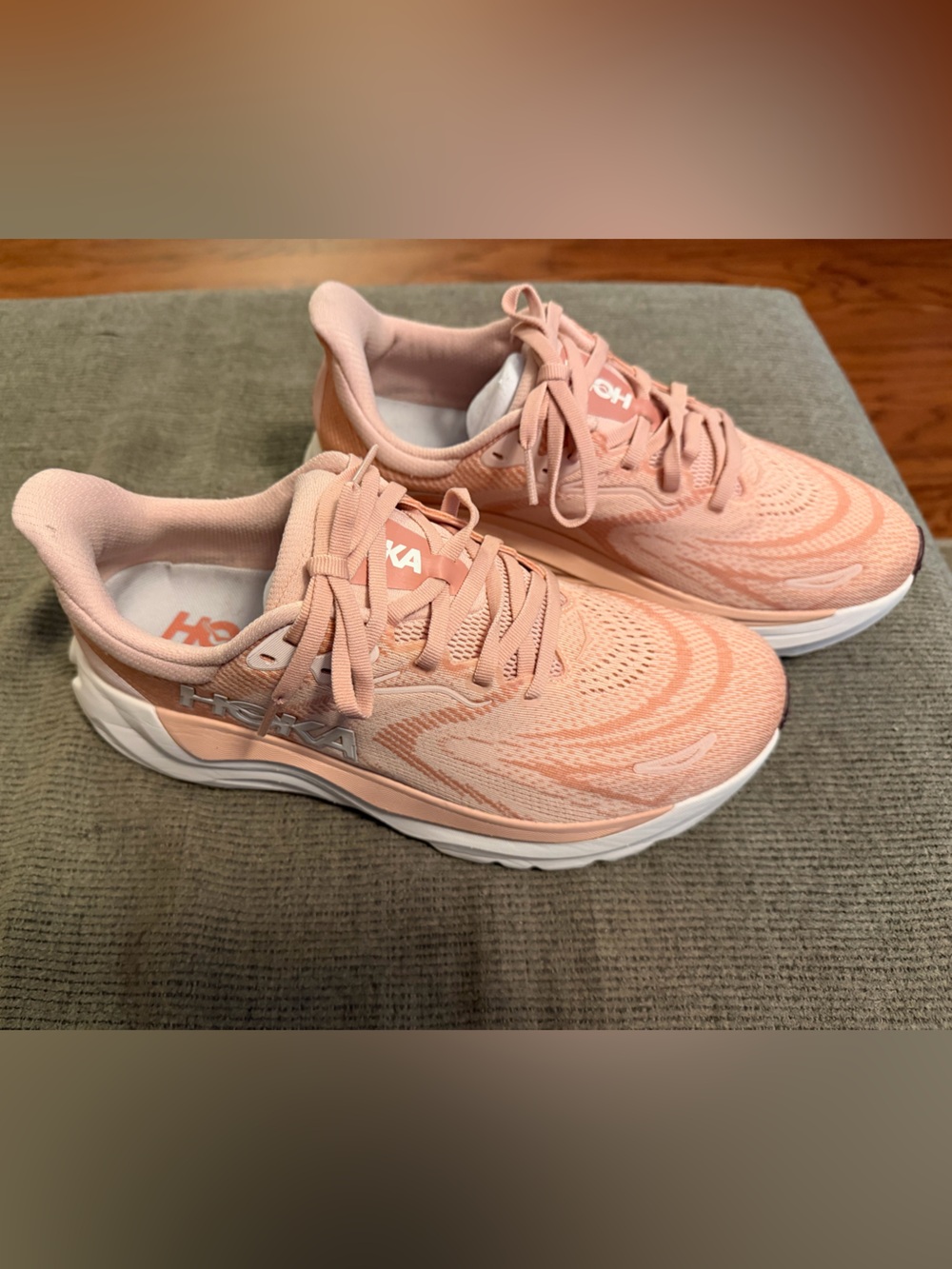 Hoka Arahi 8 Blush/Rose Latte - Picture 3 of 6
